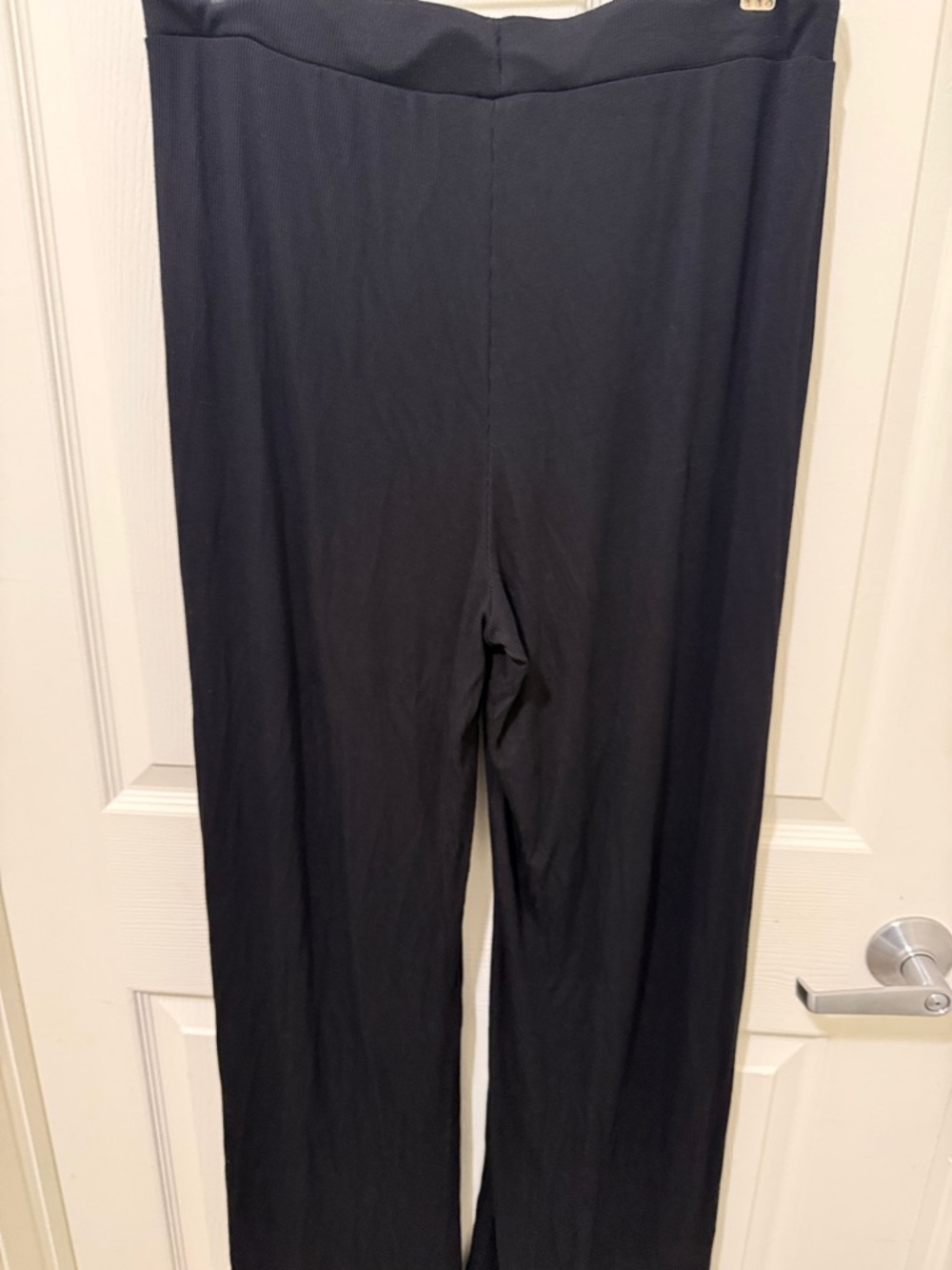 MOVES GOOD Black L/XL Julia Pants. - Picture 12 of 13